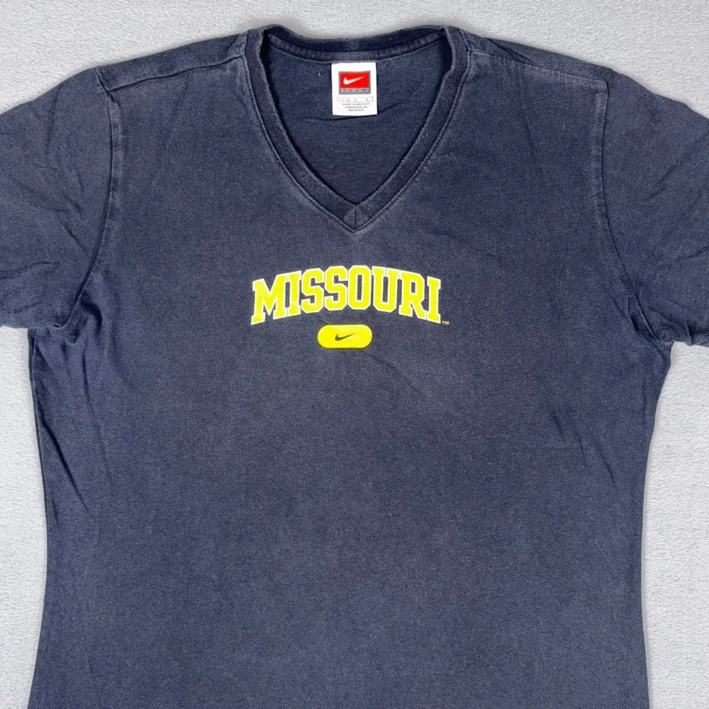 Nike Team Missouri Tigers V-Neck T-Shirt Navy Blue Yellow‎ Graphic Mens Large L